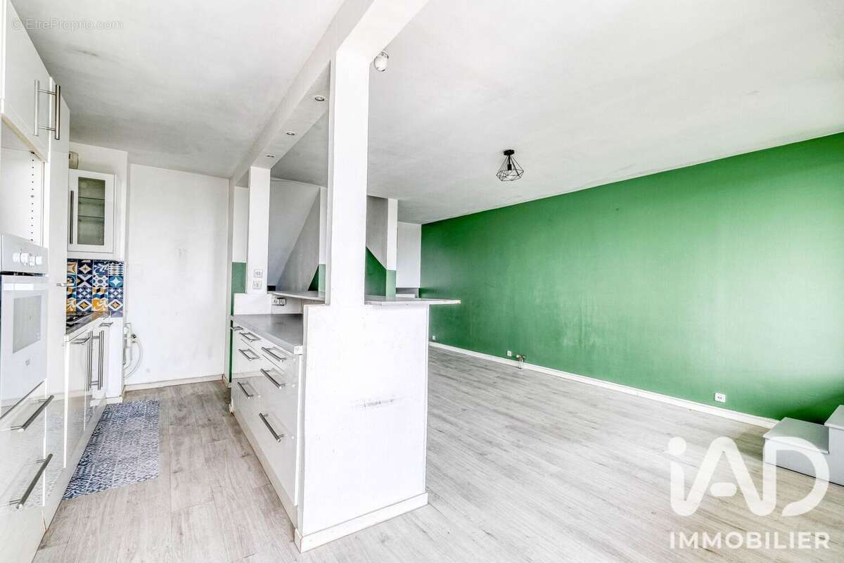 Appartement 67 m² à Villepinte  - photo 4
