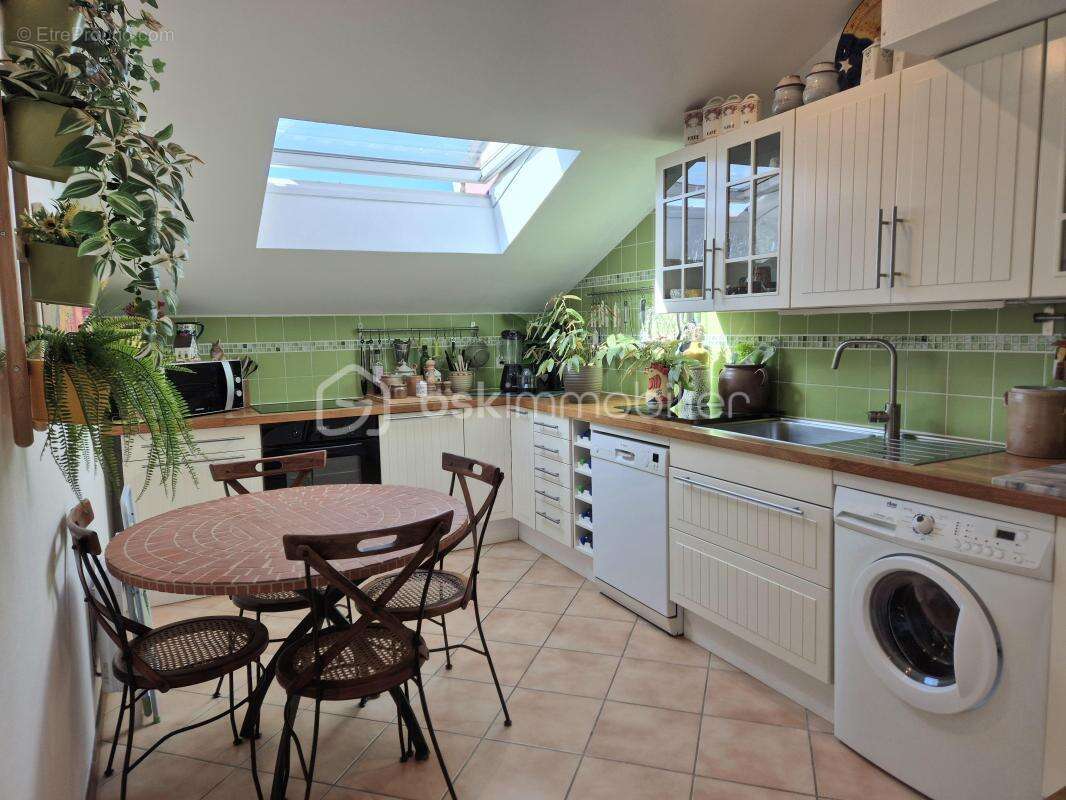 Appartement à COURCOURONNES