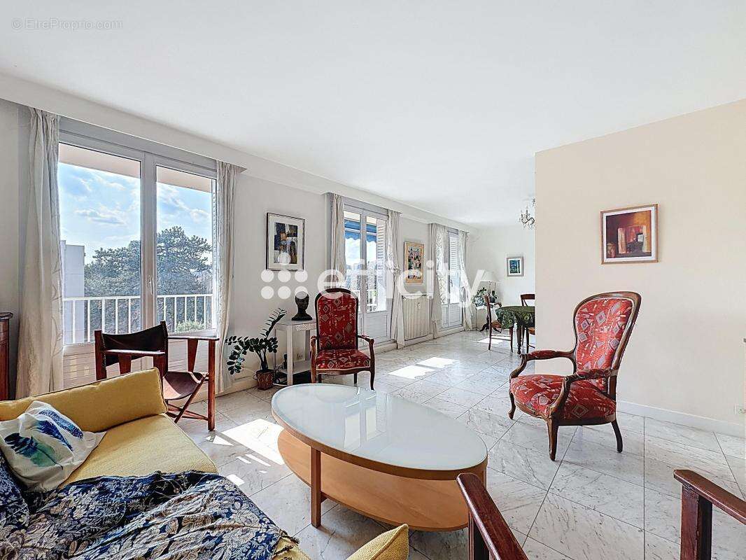 Appartement à CALUIRE-ET-CUIRE