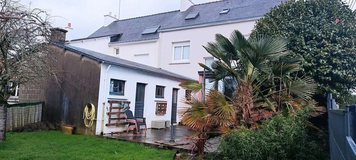 Maison à CLEGUEREC