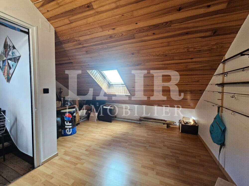 Maison à VILLAINES-LA-JUHEL