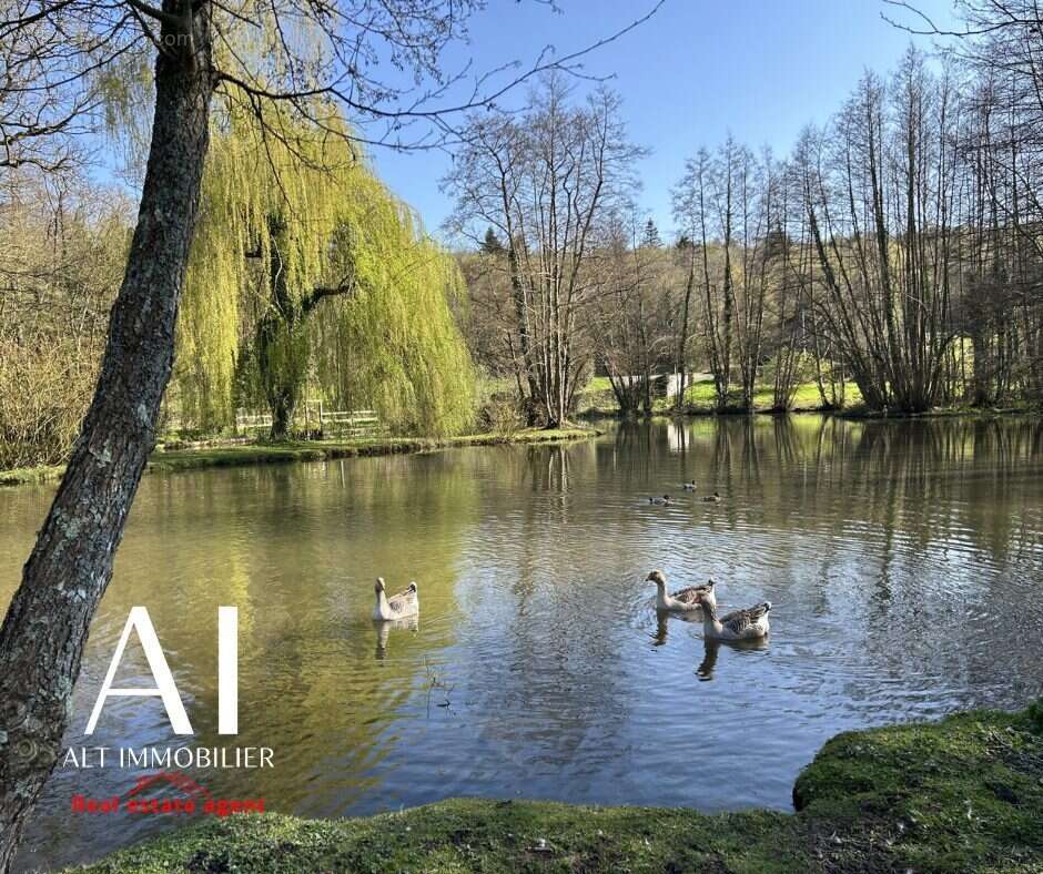 Maison à PONT-D'OUILLY