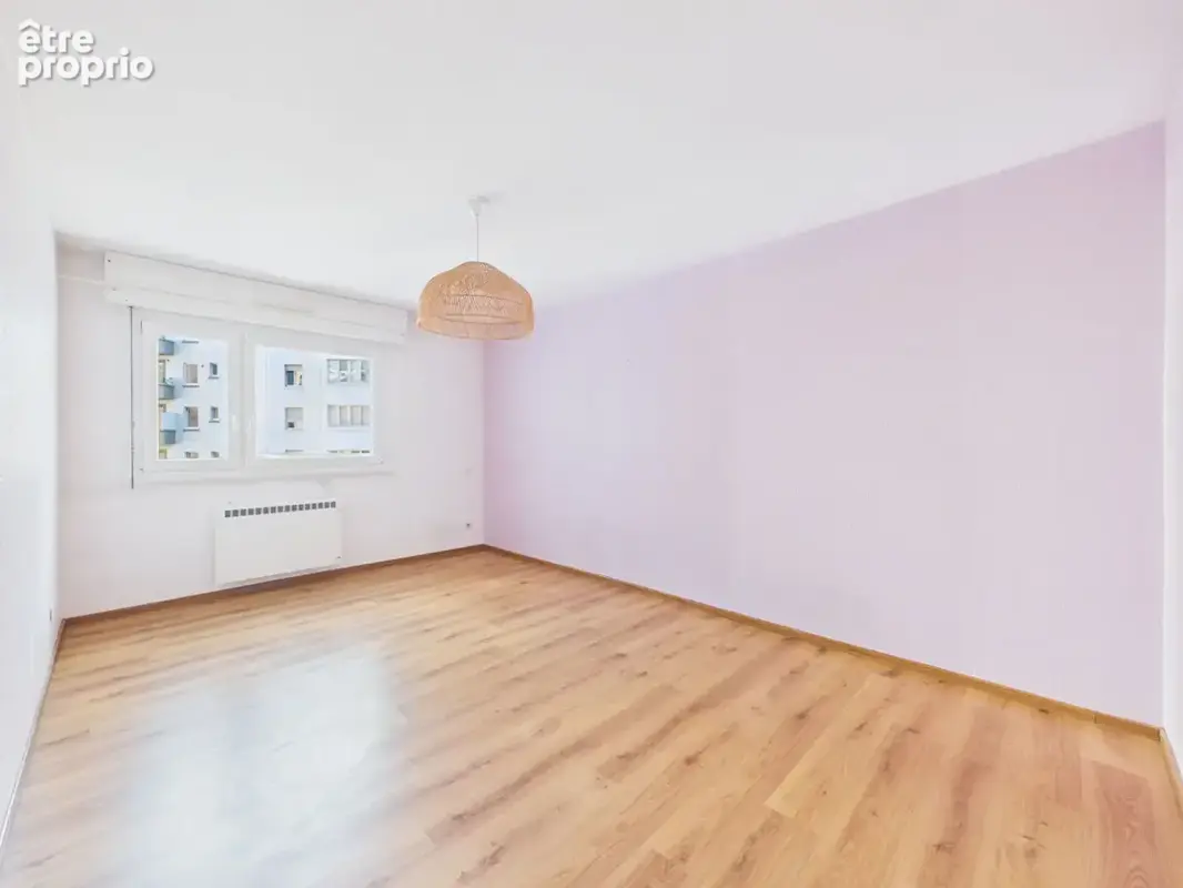 QUARTIER DES XV : F4 de 98.42 m² à vendre avec 2 chambres - possibilité d'un parking en sus - photo 12