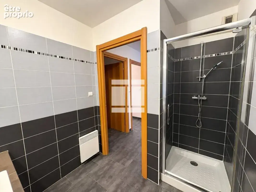 Appartement T3 avec terrasse et 2 places de parking à Biguglia - photo 13