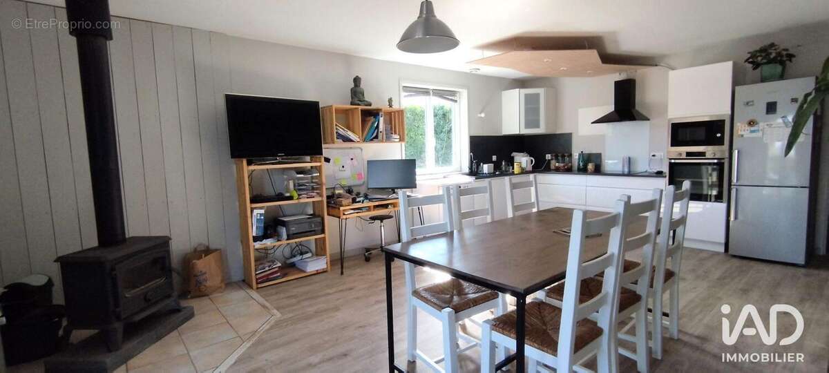 Photo 3 - Commerce à FONTENAY-LE-COMTE