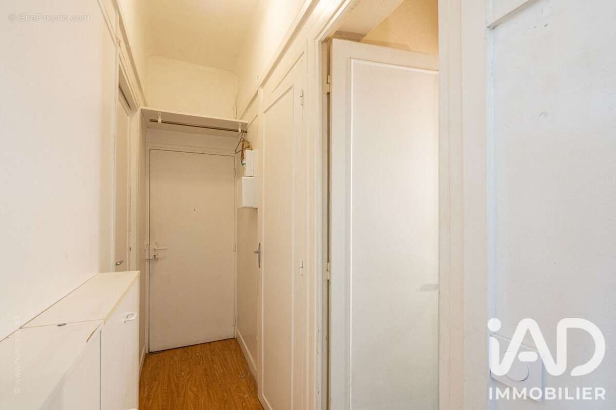 Appartement 54 m² à Saint-Cloud  - photo 8