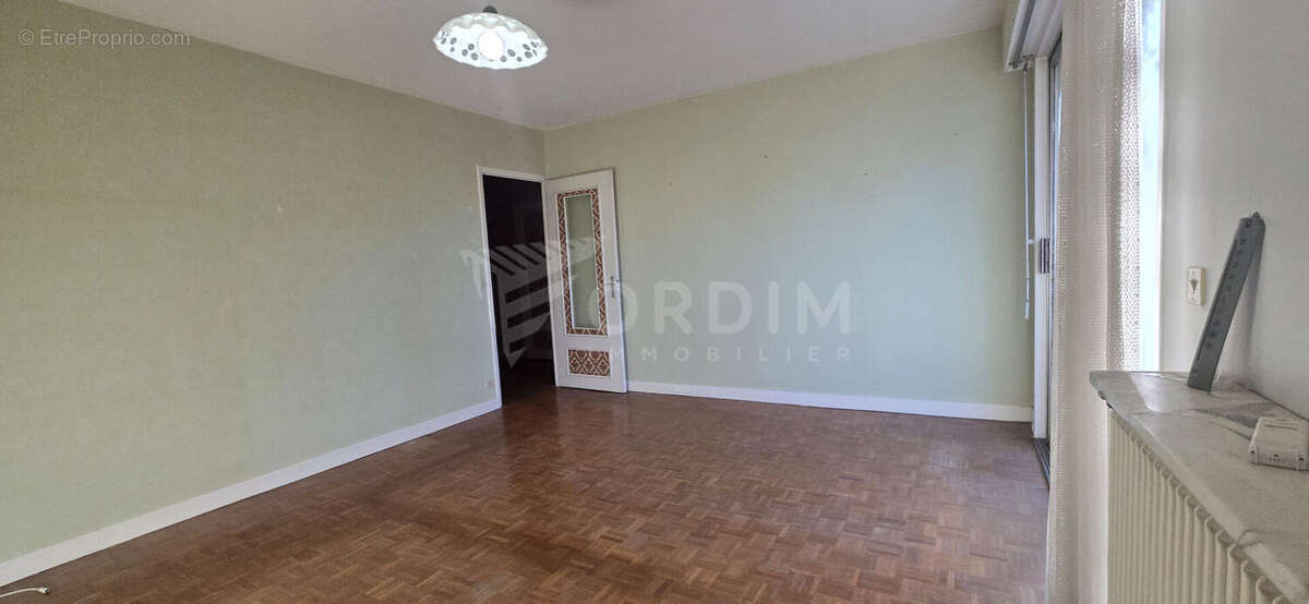 Appartement à COSNE-COURS-SUR-LOIRE