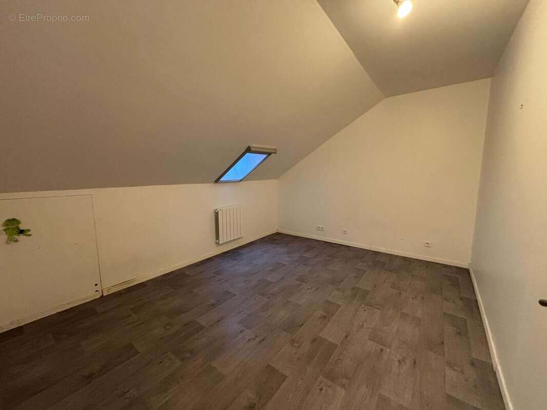 Photo 7 - Maison à VILLERS-COTTERETS