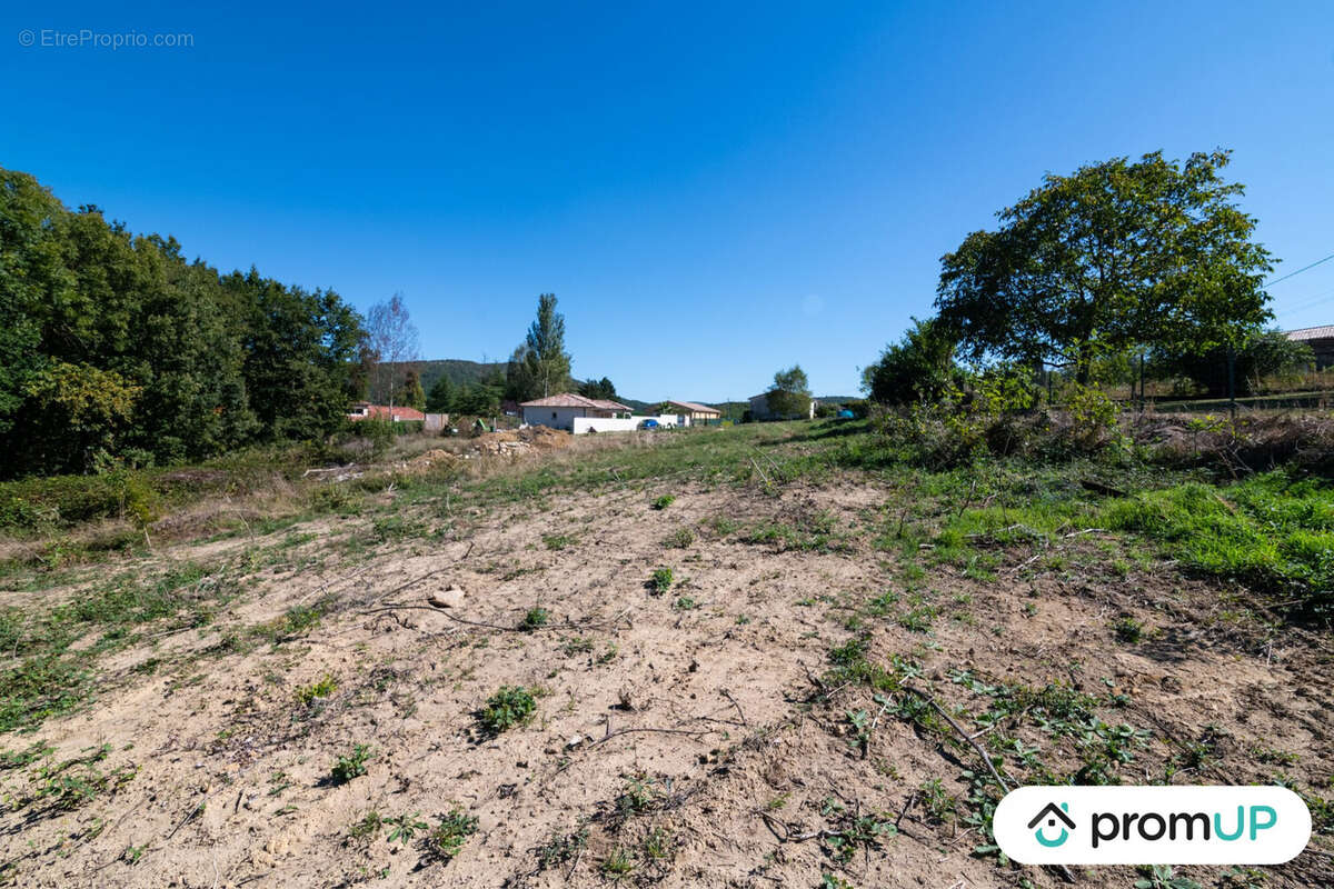 Terrain à DREUILHE