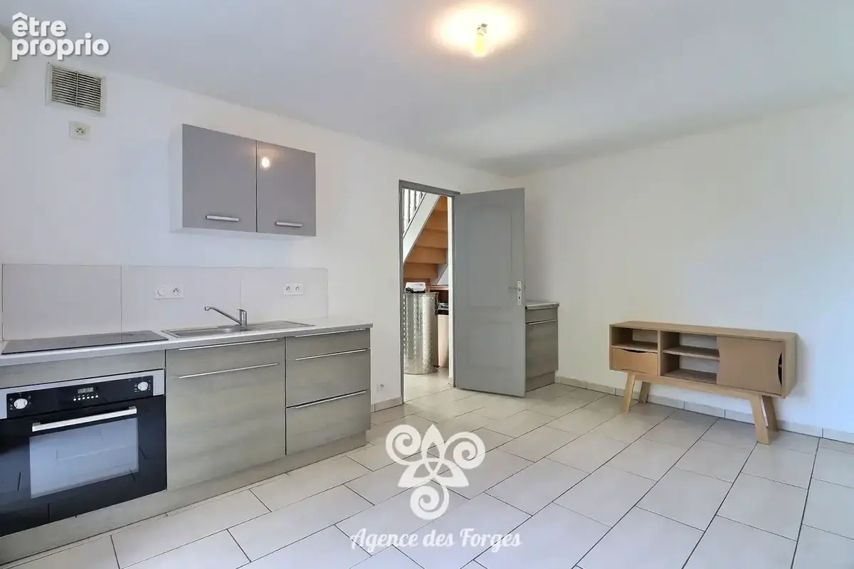 Maison de 55m² / 2 chambres / jardin / dépendance / Montrevault Sur Evre - photo 3