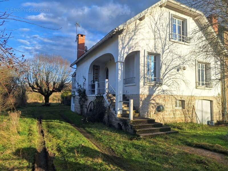 Maison à STRENQUELS