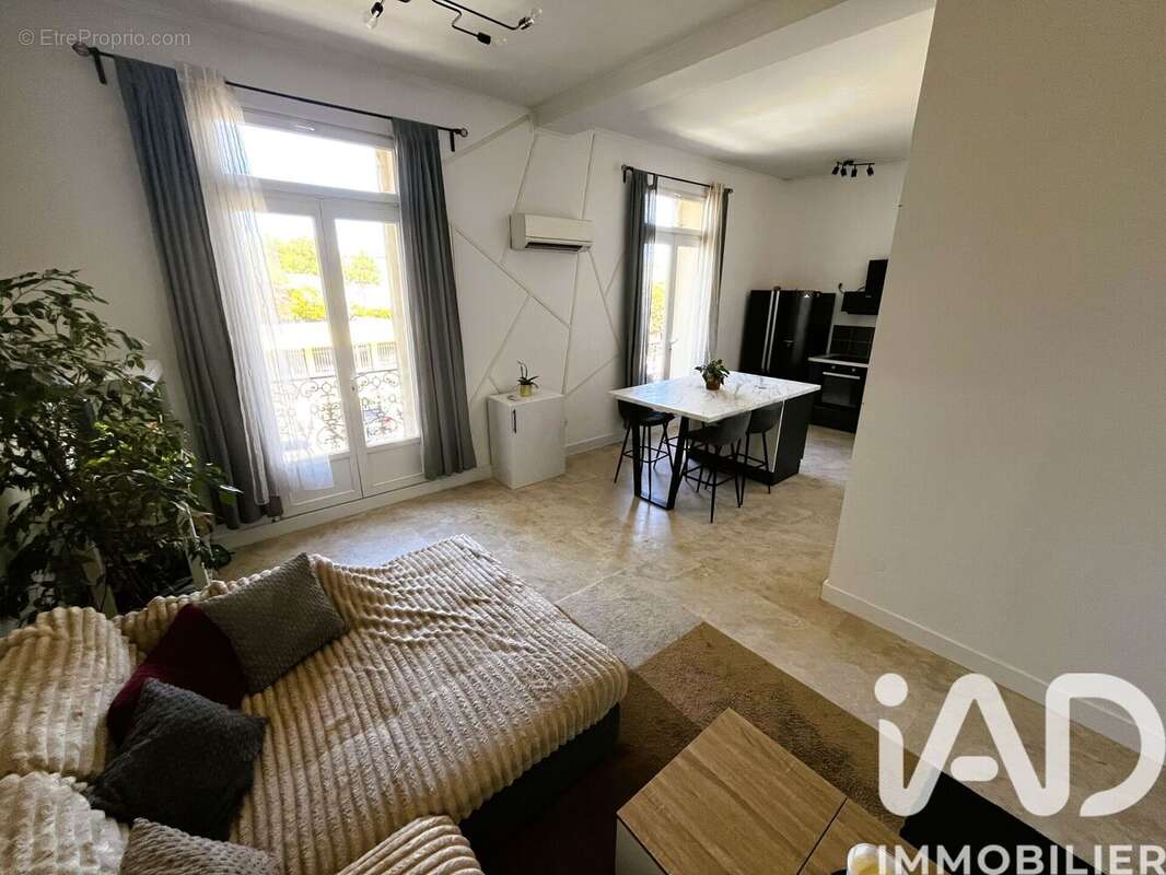 Photo 2 - Appartement à SAINT-JEAN-DE-VEDAS