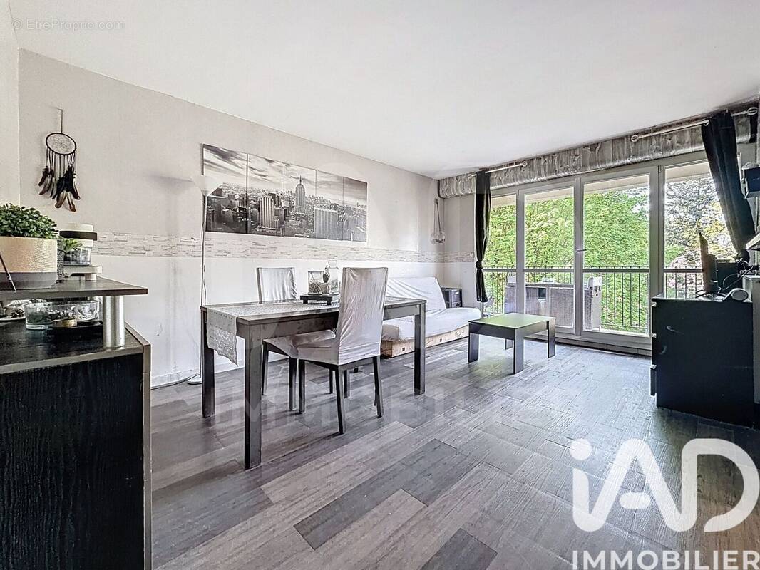 Photo 1 - Appartement à CHENNEVIERES-SUR-MARNE