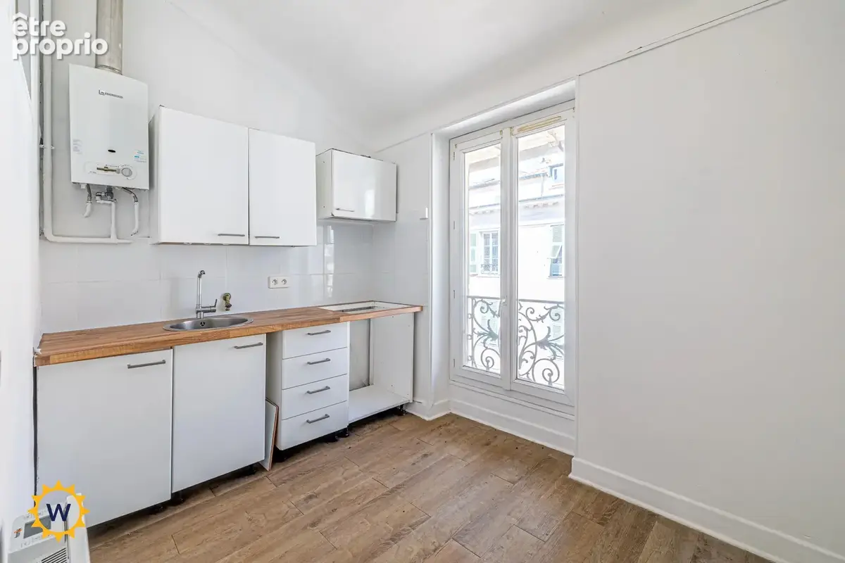 2 pièces - dernier etage à rénover - carré d'or - photo 5