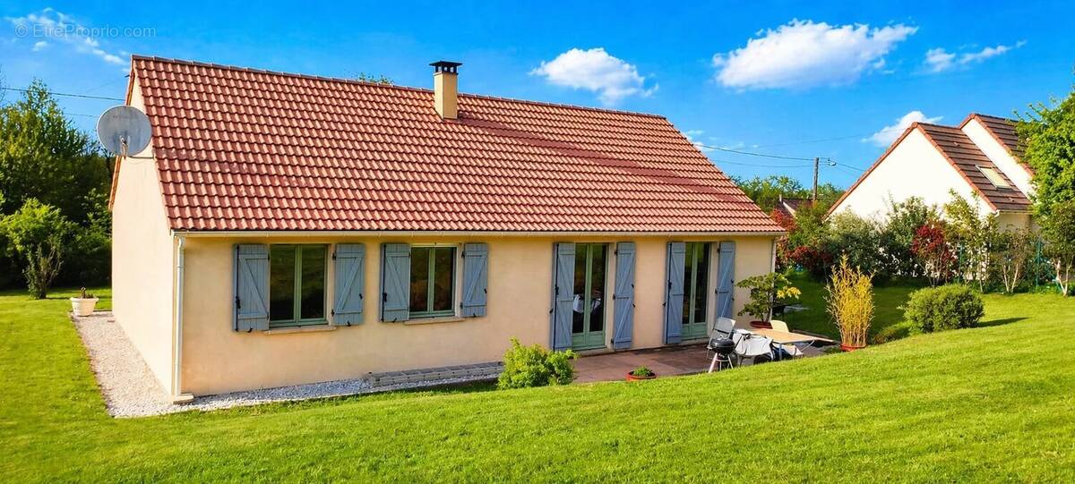 Maison à TOURNAN-EN-BRIE