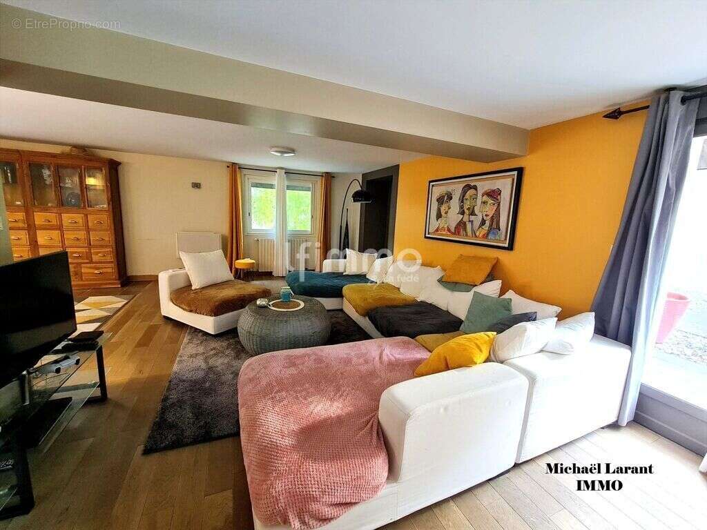 Maison d'architecte + maison indépendante – 5 300 m², piscine - photo 7