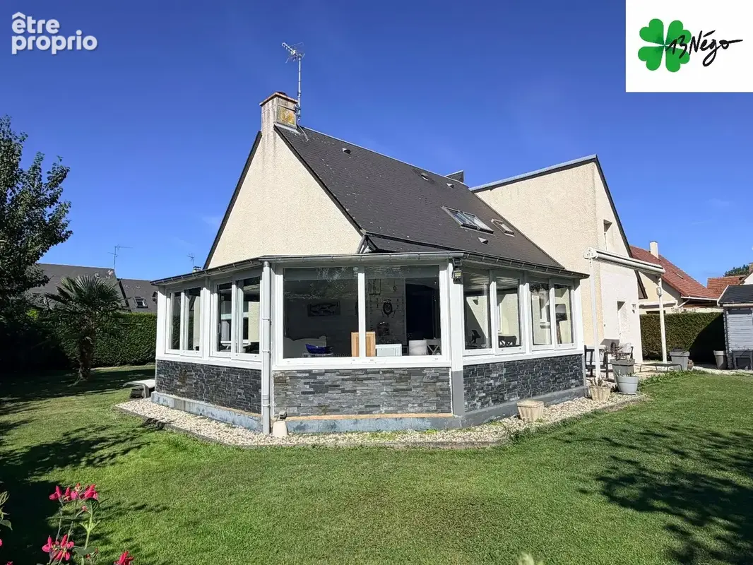 Photo Maison à Lion-Sur-Mer au prix de 486 000€