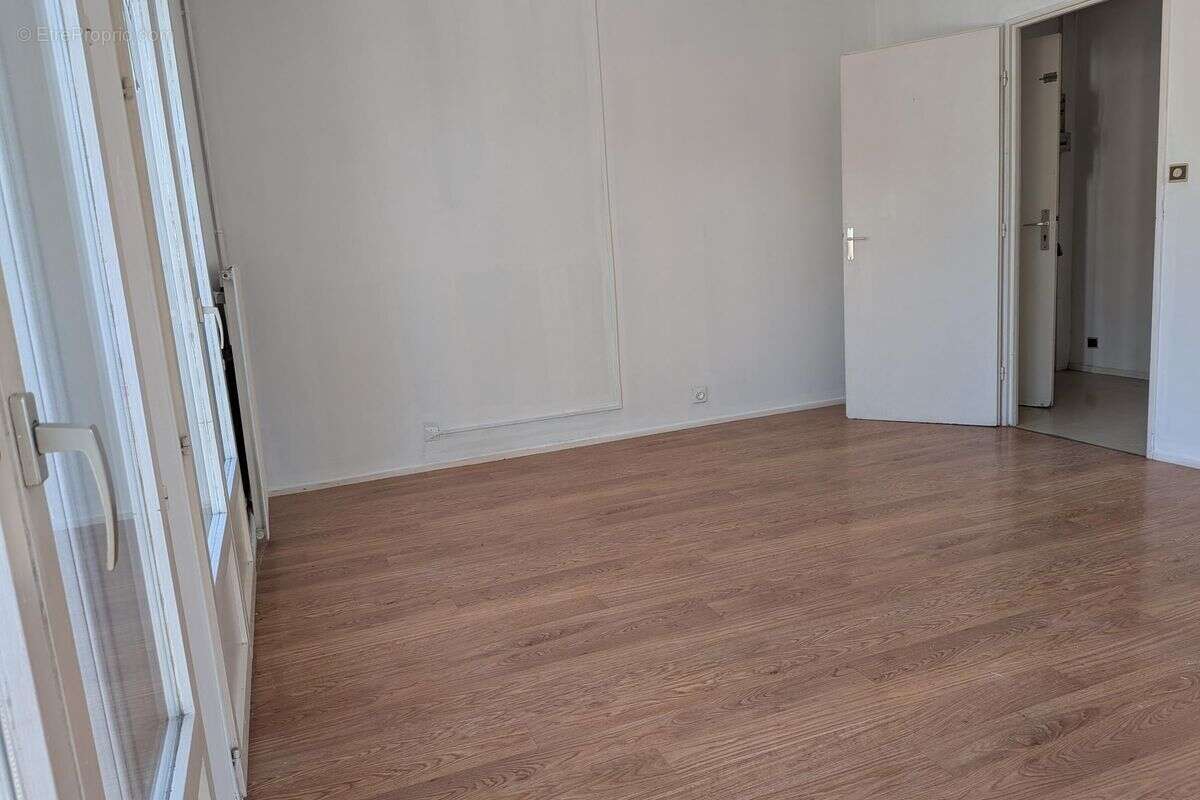 A vendre t3 st andre les vergers - photo 4