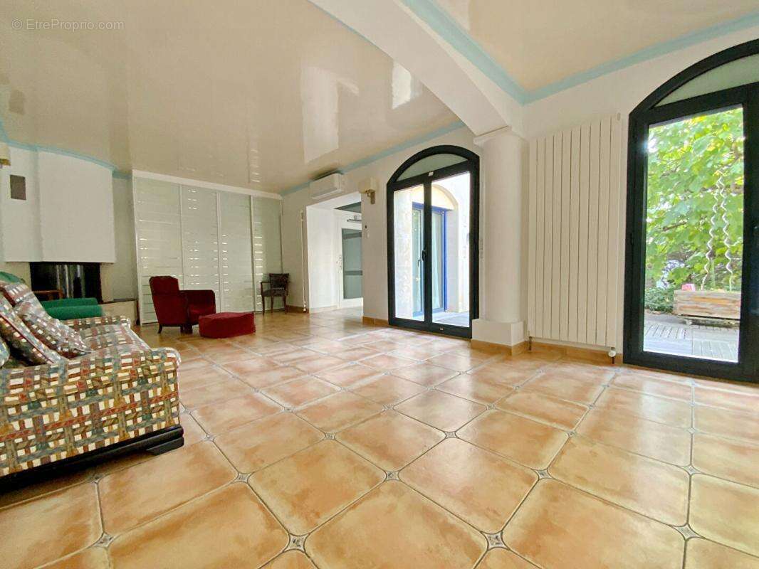 Maison à GENNEVILLIERS