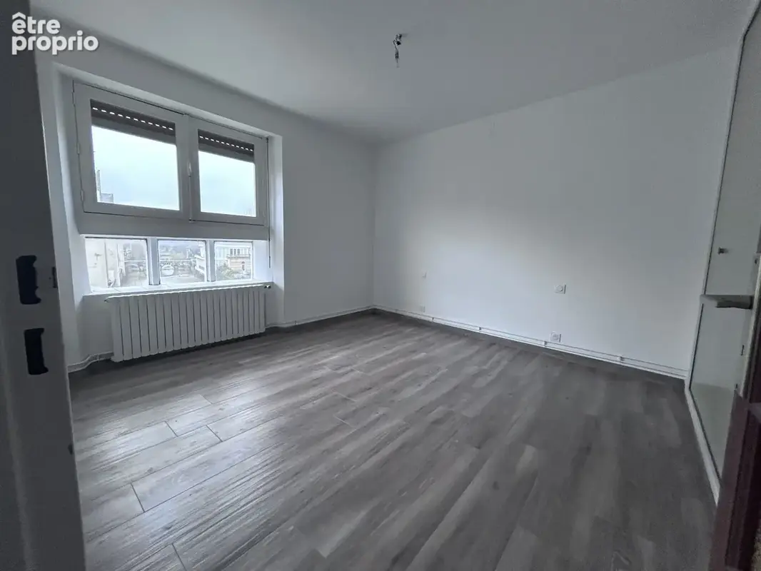 Appartement 2 550 m² à vendre à Sedan (08200) - photo 9