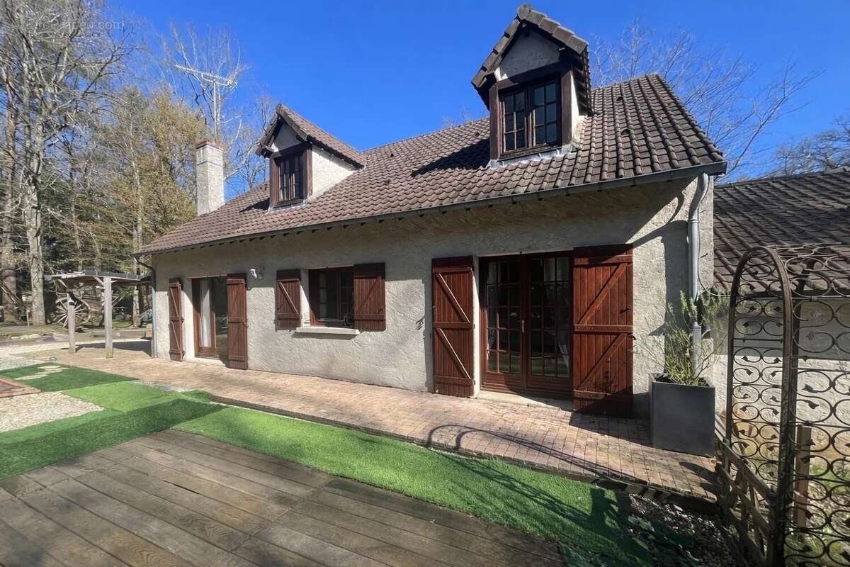 Maison à Poigny-la-Forêt - photo 3