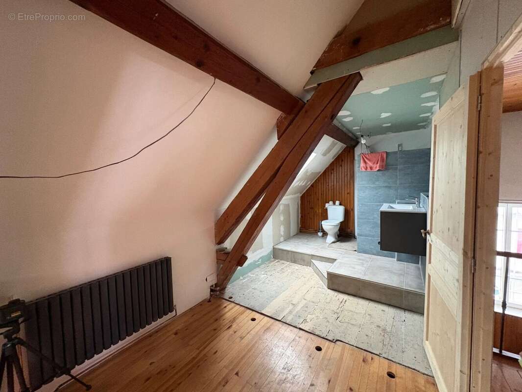 Maison à MONESTIER-DE-CLERMONT