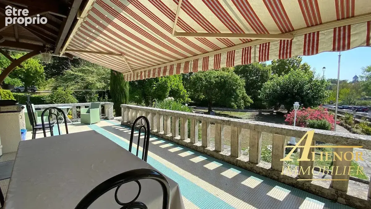 Maison de village en pierre avec belle vue, jardin et garage - Bourdeilles 24310 - photo 2