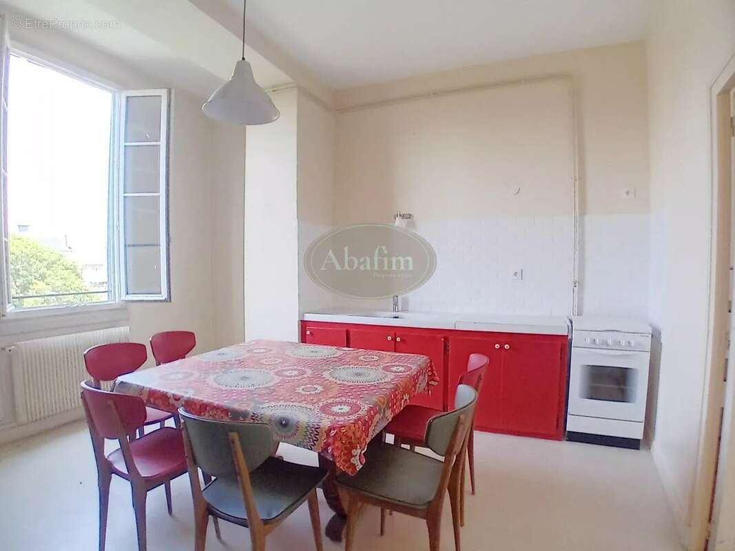 Maison à OLORON-SAINTE-MARIE