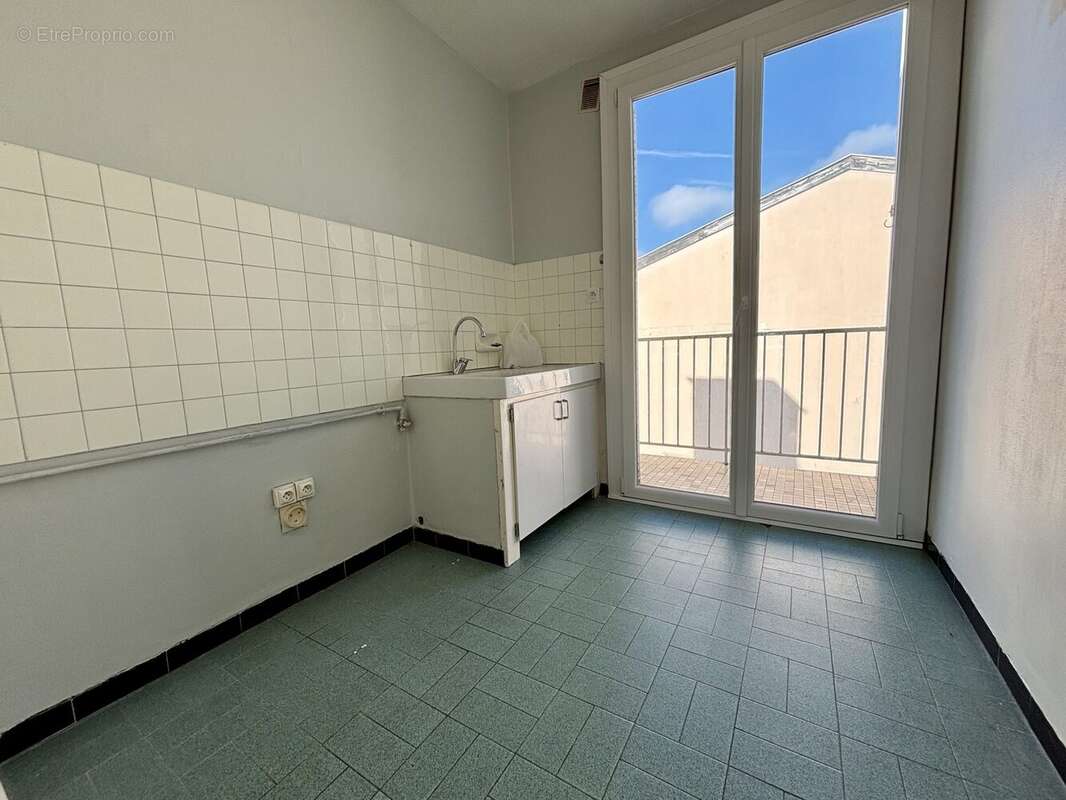 Appartement 79 m² à Bourg-De-Peage  - photo 4