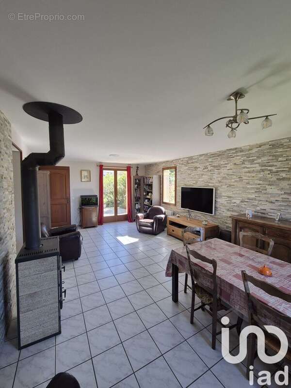 Photo 8 - Maison à CRANVES-SALES