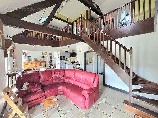 Maison à SAINT-ANDRE-DE-CUBZAC