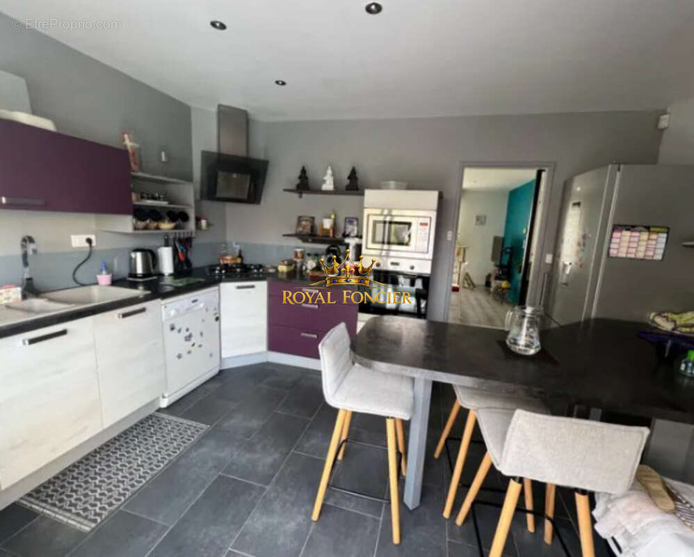 Maison 97 m² à Chatellerault  - photo 3