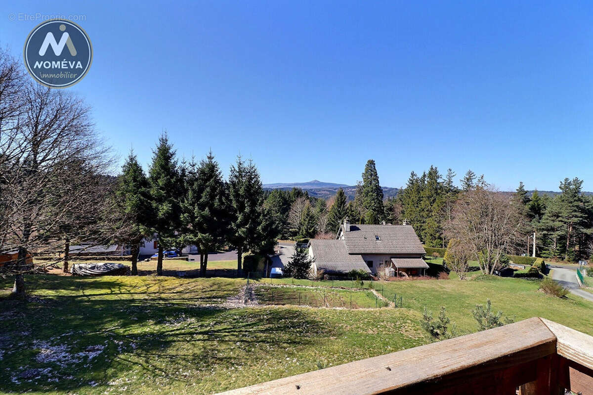 Maison à LE CHAMBON-SUR-LIGNON