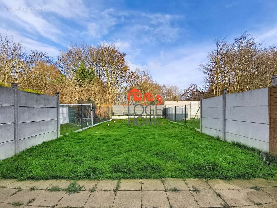 Jardin - Maison à MONTIGNY-EN-GOHELLE