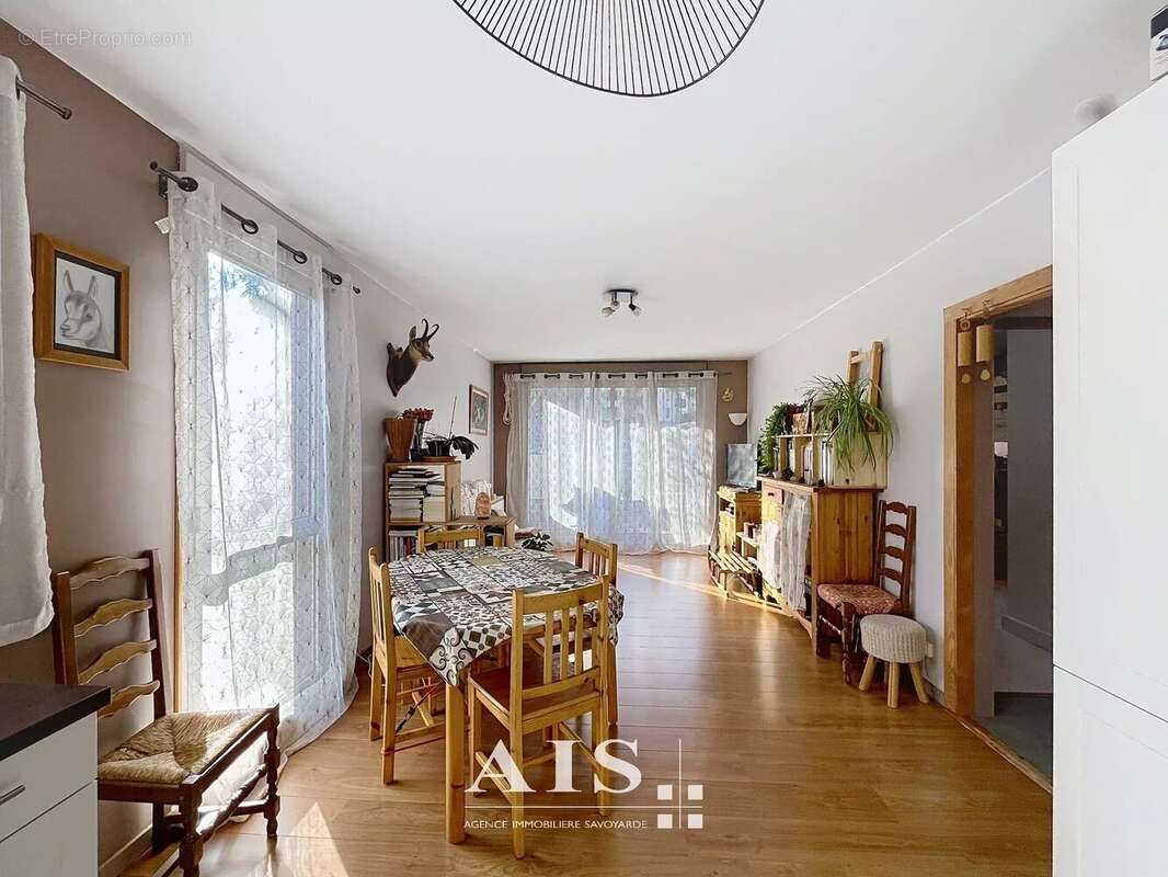 Appartement à SAINT-GERVAIS-LES-BAINS