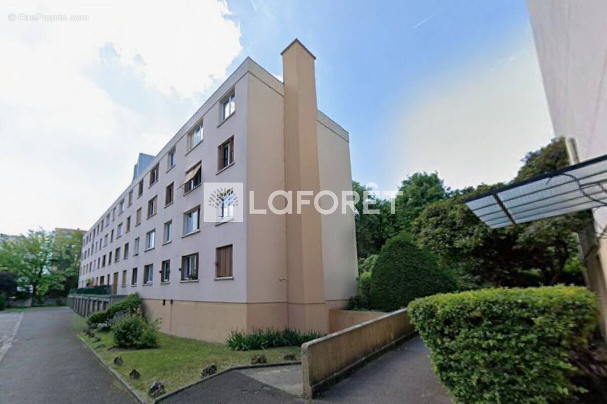 Appartement à VITRY-SUR-SEINE