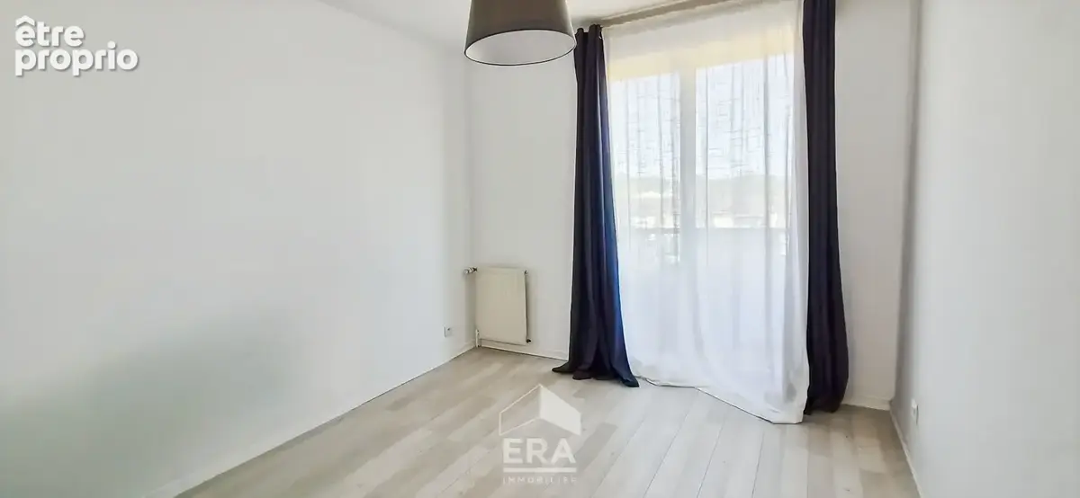 EYSINES CENTRE - Appartement T3 de 67m² - balcon 10m² - exposé Ouest - 1 place de parking - photo 6