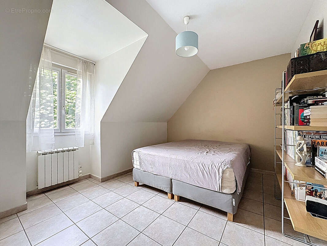 Maison à CHILLY-MAZARIN