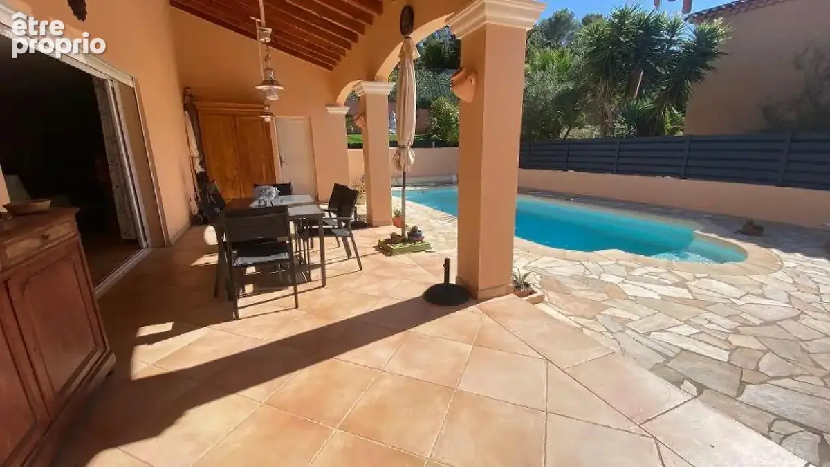 Maison 6 pièces 157 m² à vendre à Six-Fours-Les-Plages (83140) - photo 7