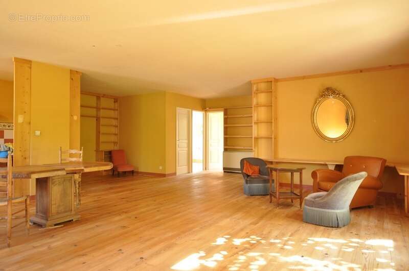 Maison à SAINT-SORLIN-EN-VALLOIRE