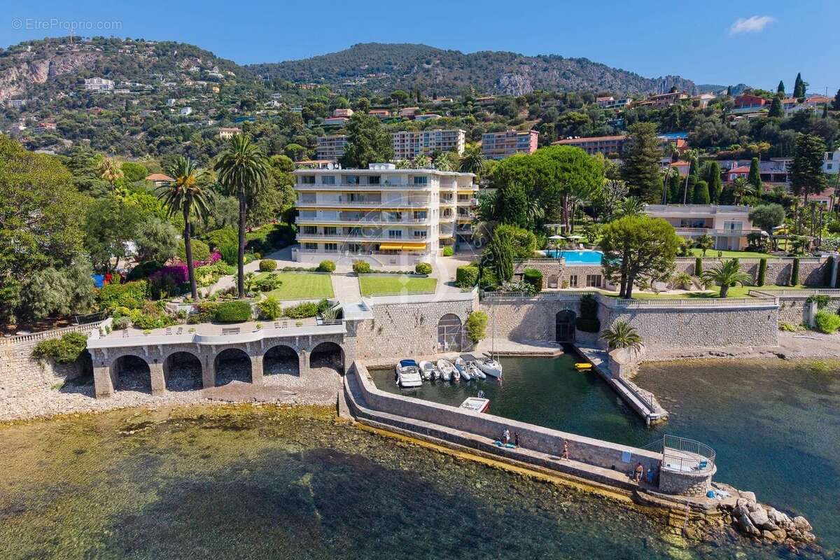 Appartement à VILLEFRANCHE-SUR-MER