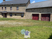 Maison à MONTREUIL-POULAY