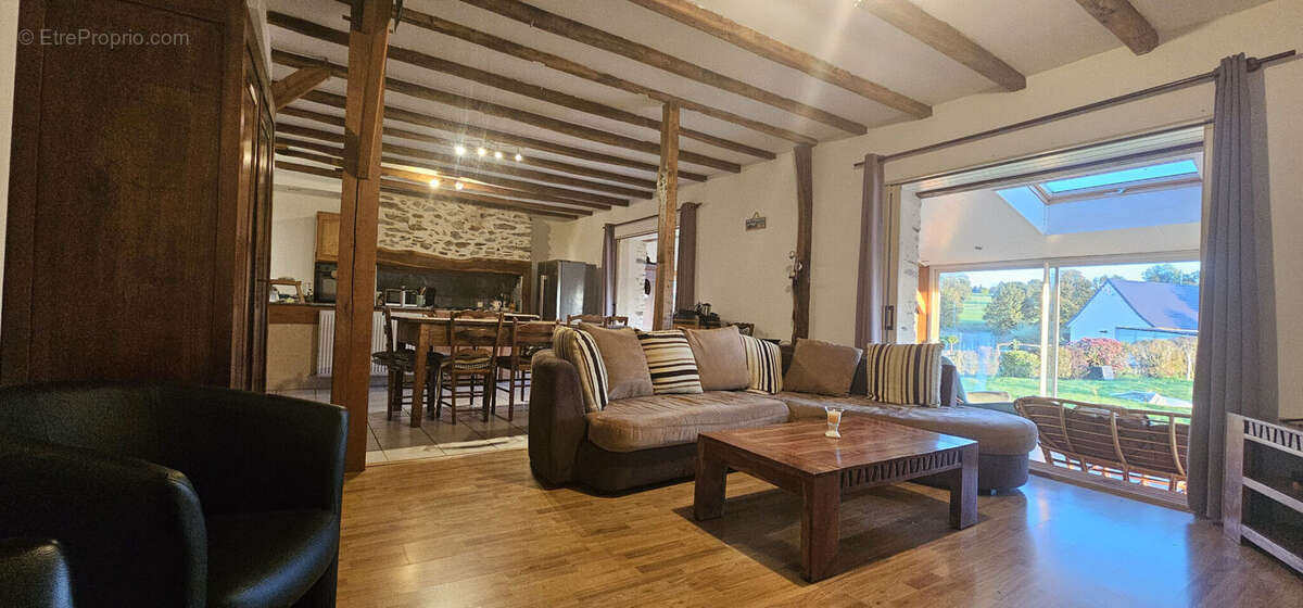 Photo 4 - Maison à LUBERSAC