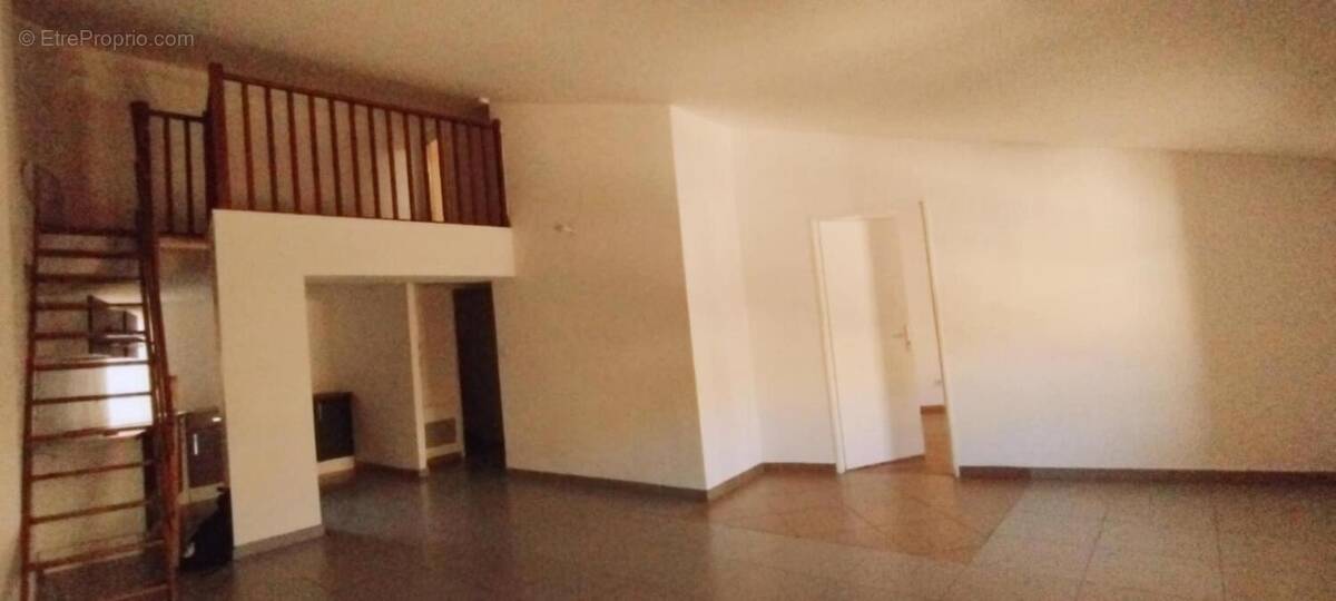 Appartement à ORANGE