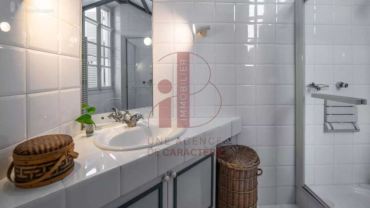 Appartement à FONTAINEBLEAU