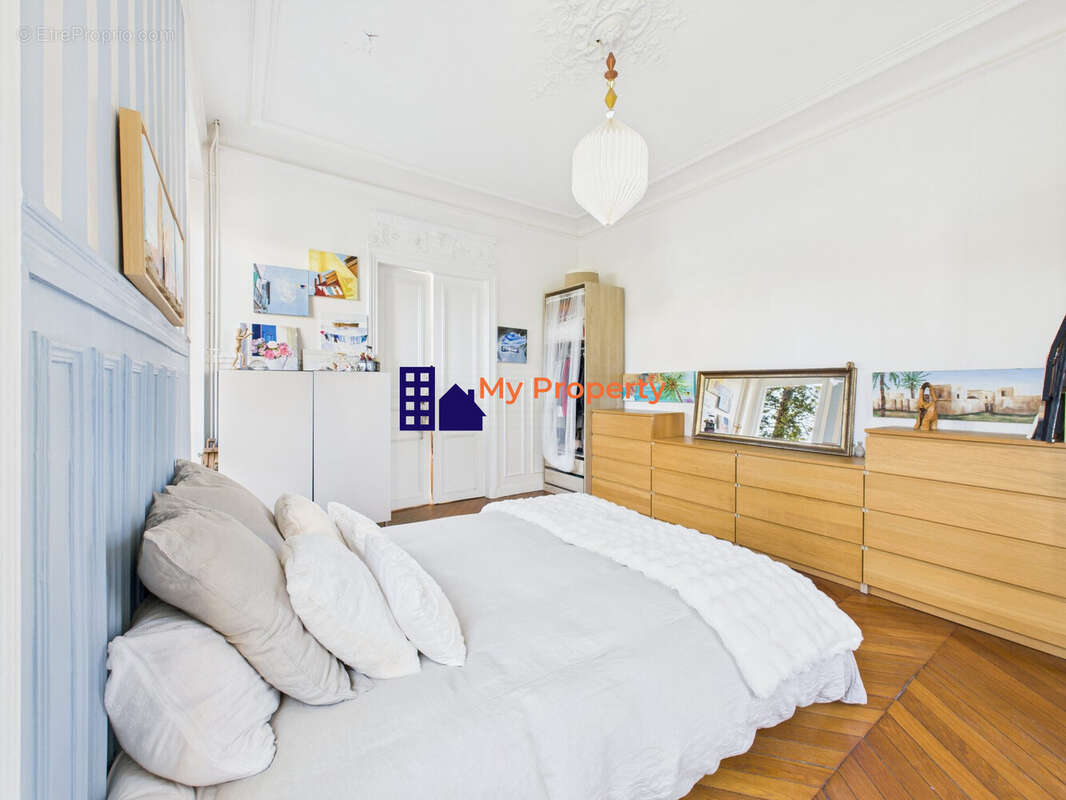 Appartement à HOUILLES