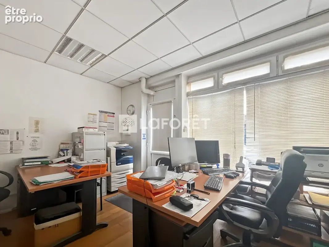 CHARENTONNEAU - Local commercial - photo 3