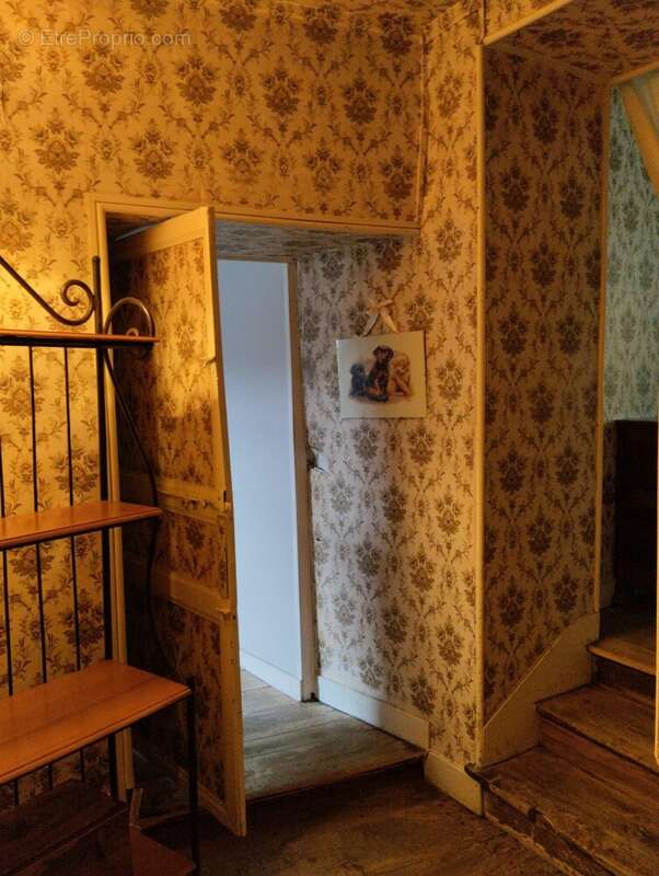 Maison à CHEF-BOUTONNE