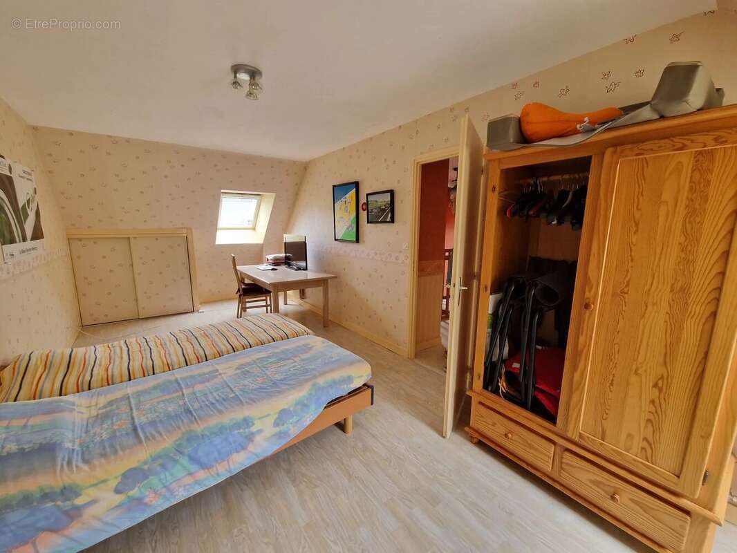 Maison à PLOUGOUMELEN