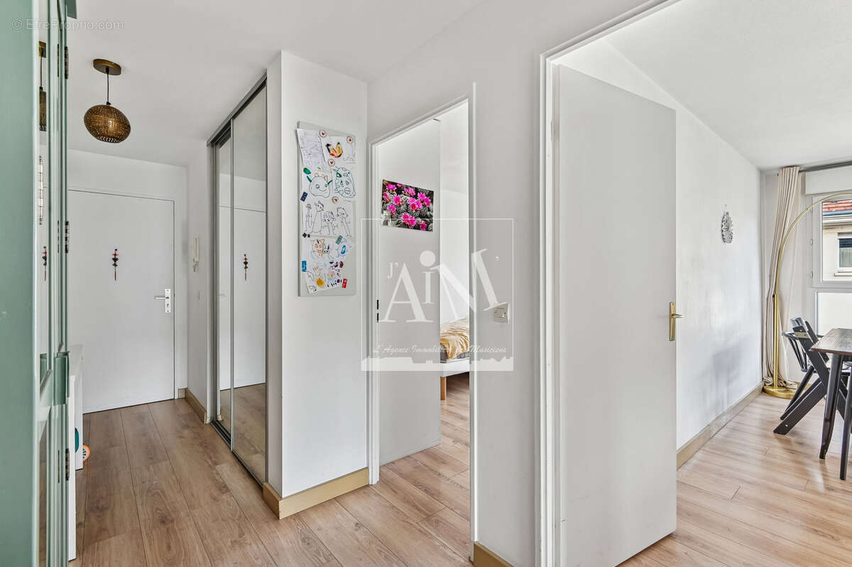 Appartement à NANTERRE